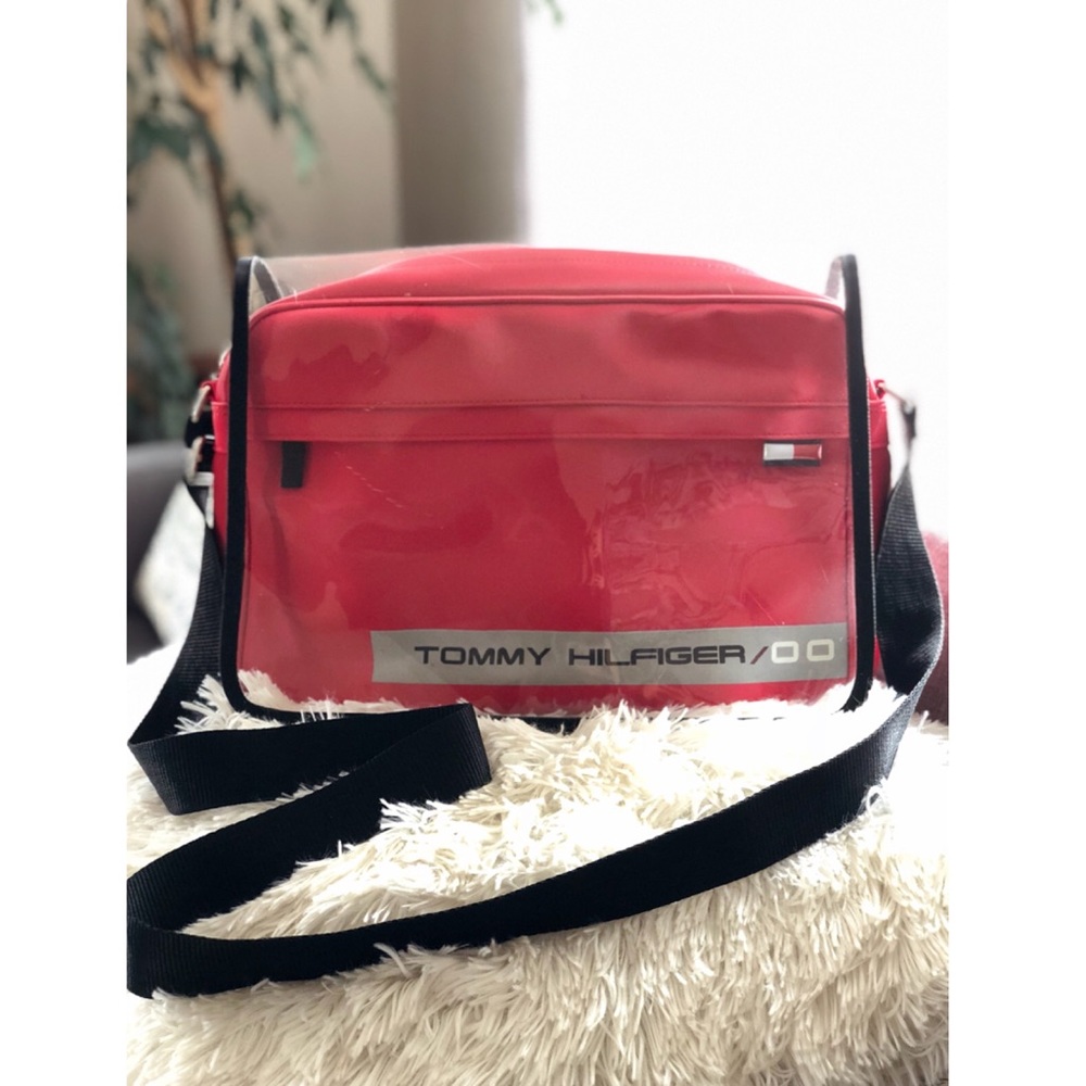 Tommy Hilfiger bag